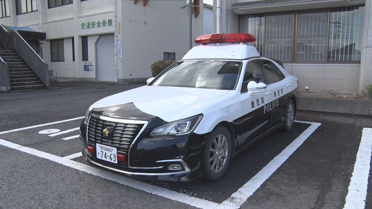 【速報】追突事故 処理のため停車中のパトカーが動き出し、別の車に追突　運転手は首と背中に痛みを訴える