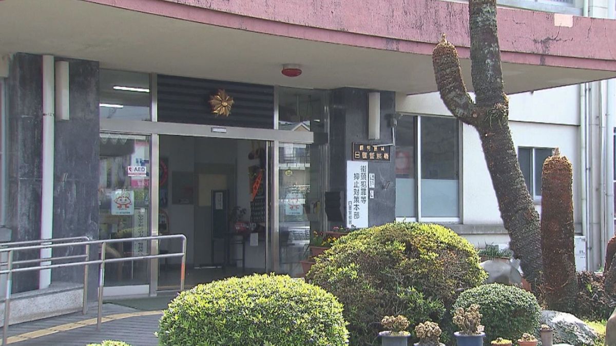  女性に暴行 リュックサック奪う 強盗の疑いで男(66)を逮捕 容疑を一部否認