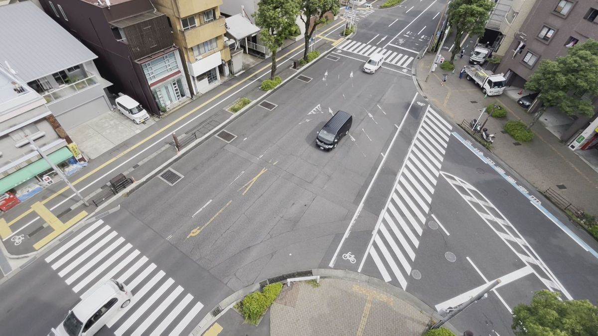 電柱などで見えにくい？横断歩道上での事故が多い甲南高校前交差点で現場診断　