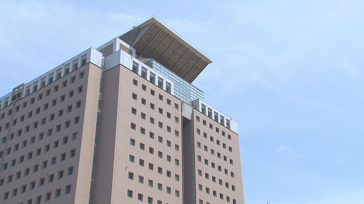  児童３人に体罰や不適切発言 小学校の女性教諭(57)減給処分