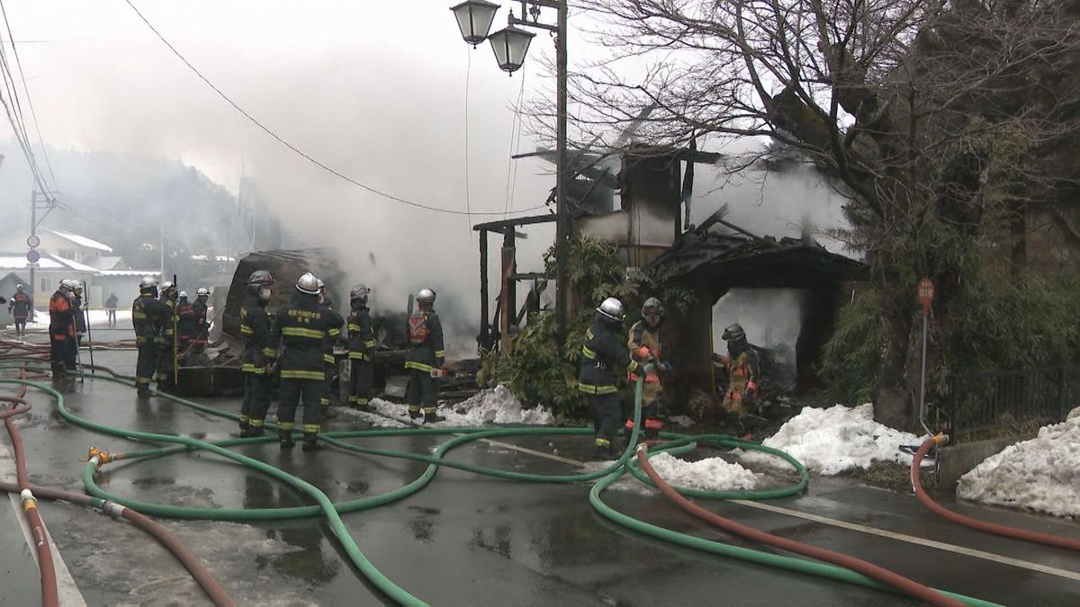 「黒煙が出ている」火災で住宅全焼・周辺の建物にも被害＜栗原市一迫＞