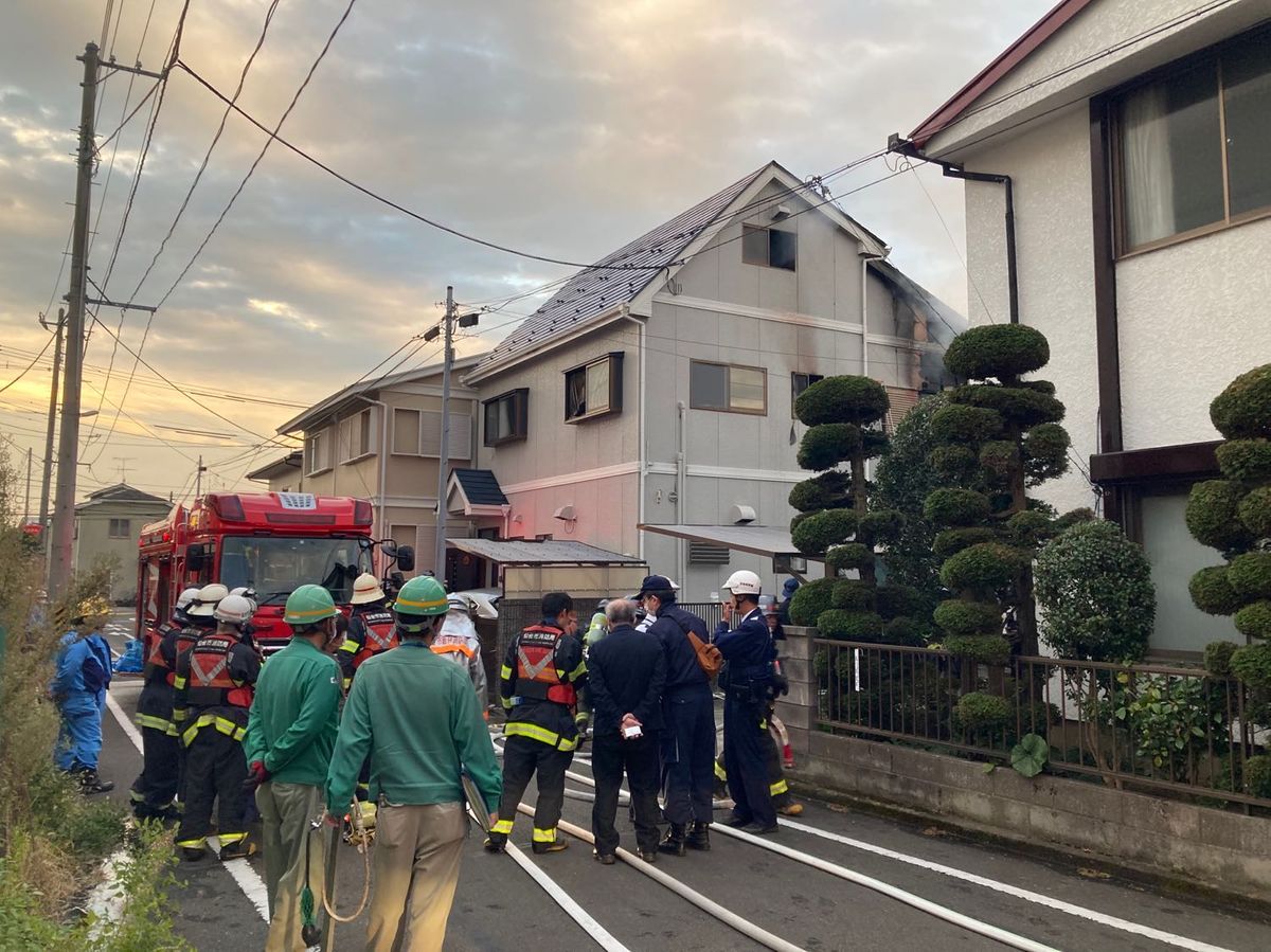 仙台市若林区の住宅街で火事　けが人確認されず