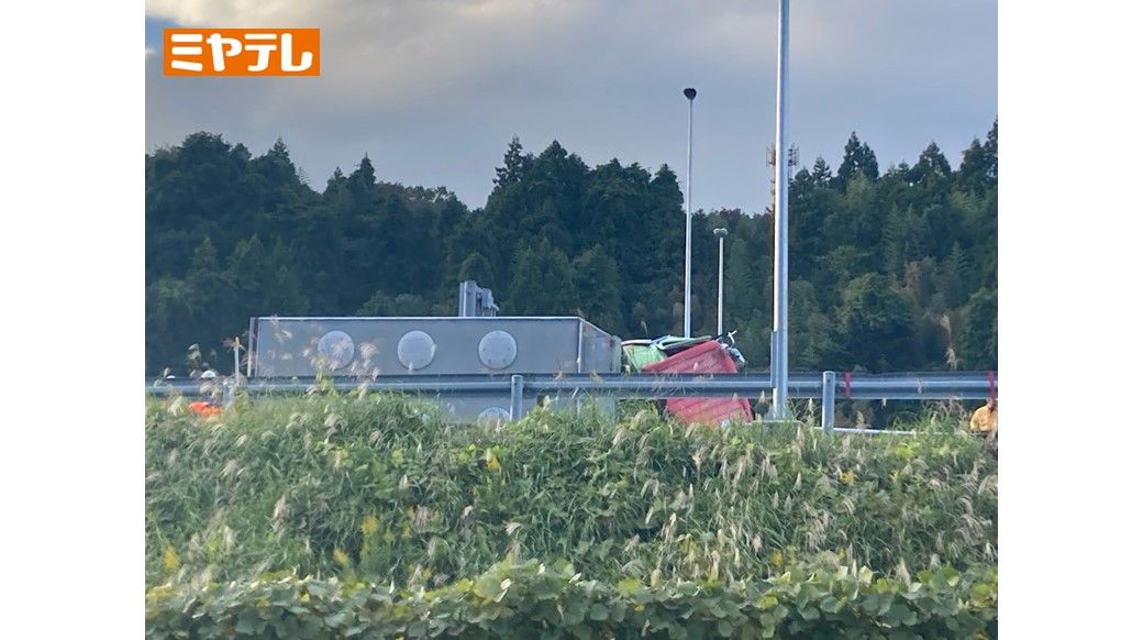 【区間延長】三陸道通行止め「鳴瀬奥松島IC～利府中IC」(上り)トラックの横転事故　ケガなし〈28日午後5時50分〉