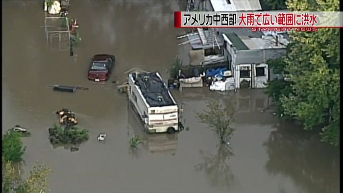 アメリカ中西部で大雨 広い範囲で洪水