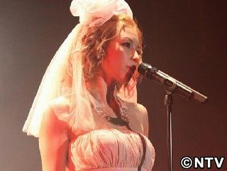BENI、初日にカバーCDリリース発表