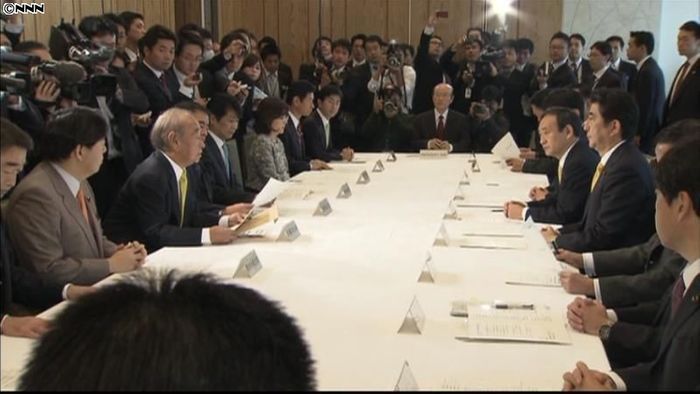 首相、沖縄振興予算「毎年3千億円台」確保