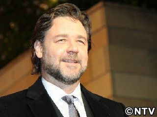 ジャパンプレミアでR・クロウ、再来日を誓う「次は家族と」