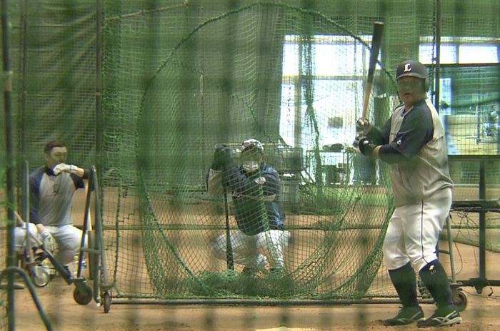 西武・中村剛也 ケガなく「やっぱり500本塁打を打ちたい」現役最多442本塁打