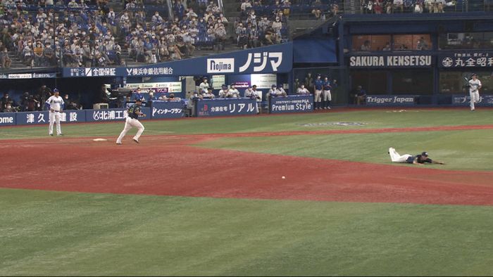 ヤクルト“前進守備”が裏目に出て2ケタ失点 宮台は回またぎで一挙5失点