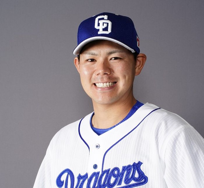 中日・6番阿部寿樹から8番高橋周平まで3者連続タイムリーで3点を先制 打線を入れ替えて結果出す