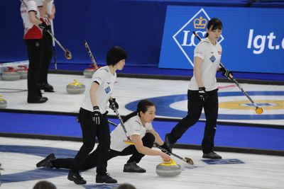 カーリング女子日本代表 チェコに勝利