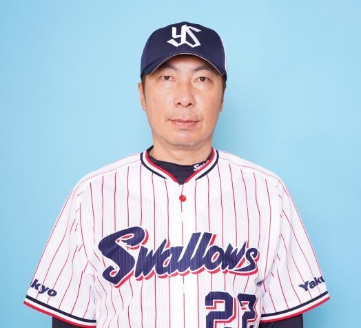 ヤクルト来季コーチ陣発表 嶋は選手兼任