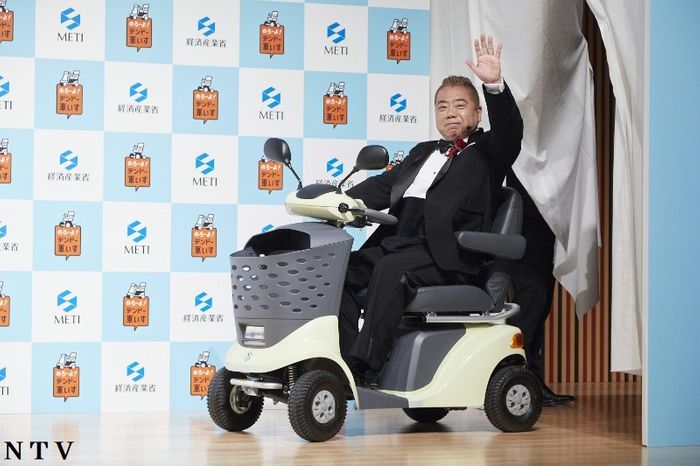 アンバサダー出川、電動車いすの魅力を熱弁