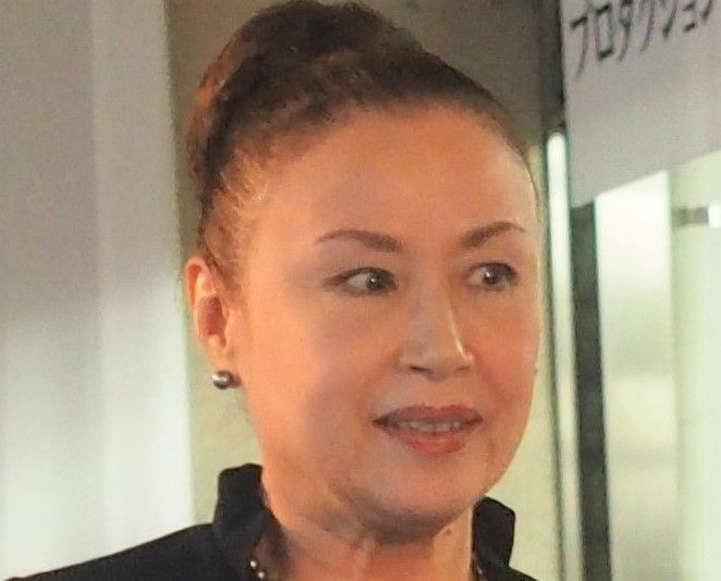 西郷輝彦さんの元妻・辺見マリが追悼コメント「早すぎます・・」