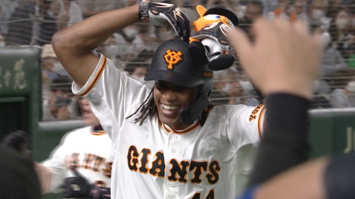 「完全に床田キラー」 また打った!巨人・ウォーカーが第8号3ラン