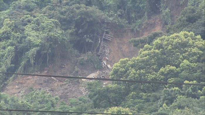 佐賀大雨 一部で土砂崩れ恐れ…80人避難