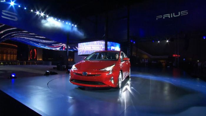 トヨタ、新型プリウスをラスベガスで初公開