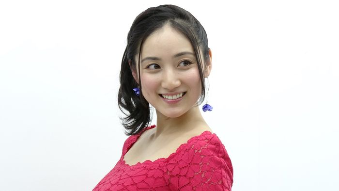 紗綾・28歳 “達筆な手書き” で結婚＆妊娠を報告 小学5年生でグラビアデビュー
