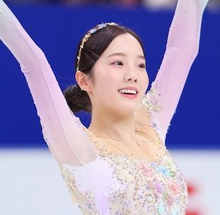 フィギュアスケート本田真凜が5月7日の巨人戦始球式に登場 少し心配です