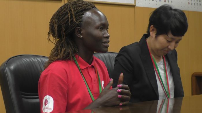 リオ五輪「難民選手団」旗手 東京への思い