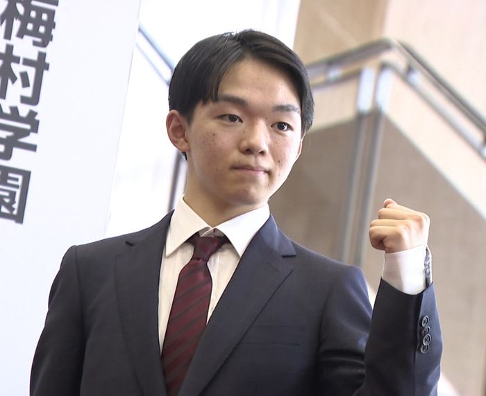 北京銀メダルの鍵山優真 中京大学に入学 “宇野選手が一緒で”「モチベーション高く練習できている」