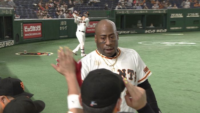 巨人反撃 ウィーラー弾ら猛攻で一挙5得点