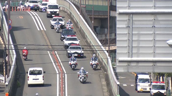 自粛で“速い車”増に注意呼びかけ 警視庁