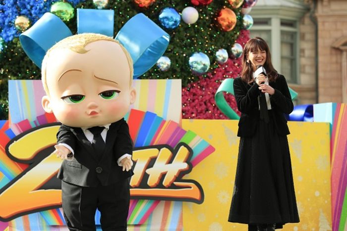 多部未華子&ムロツヨシ そろってUSJに