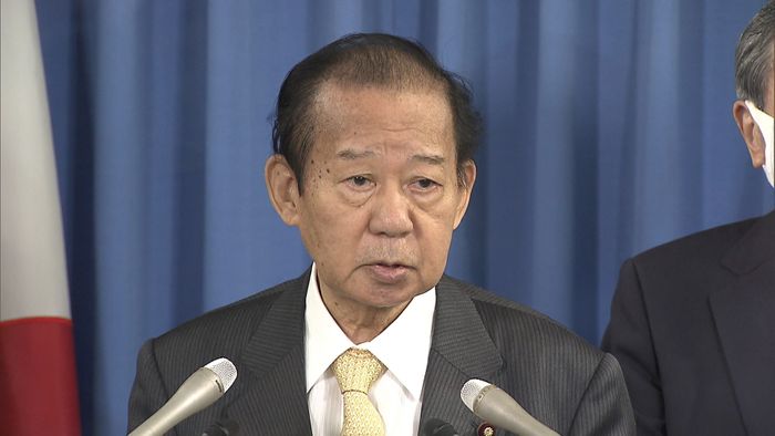 解散時期めぐる発言相次ぎ二階幹事長不快感