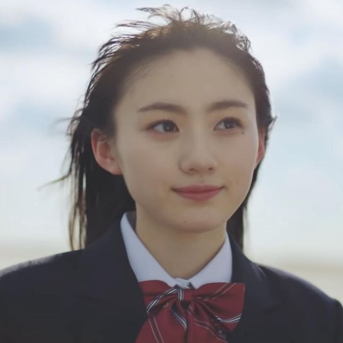 乃木坂46、5期生新メンバー発表…10人目は神奈川出身18歳 川﨑桜さん
