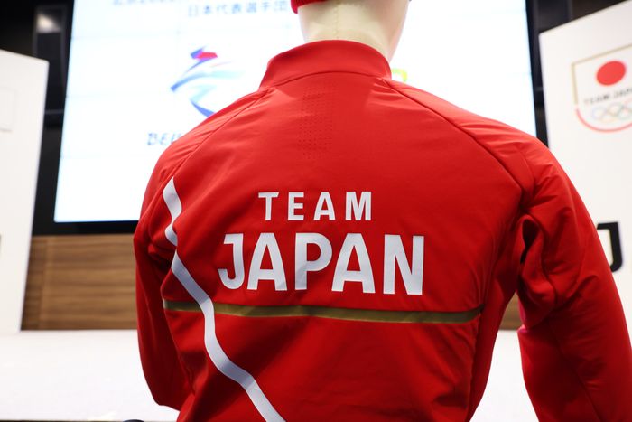 北京五輪の公式ウエア~米は「ラルフローレン」、中国は「アンタ」~