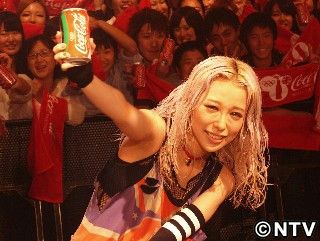 ミリヤ1000人が激写“五輪ソング”MV