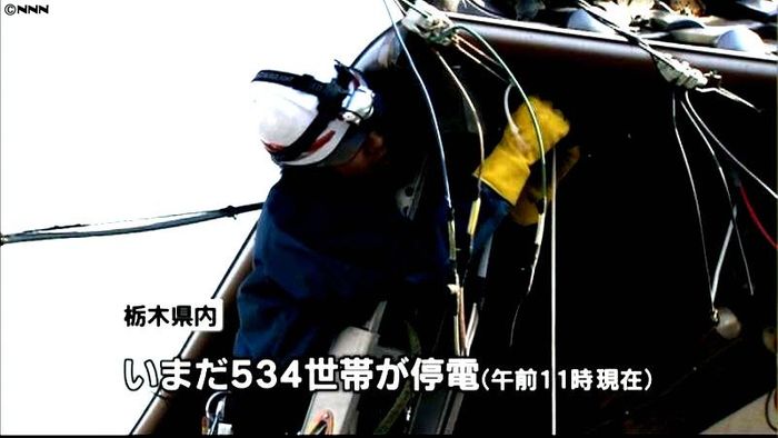 突風被害の栃木で復旧作業 小学校は休校に