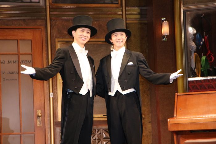 ジャニーズ俳優 林翔太 後輩 寺西拓人は 頼もしいパートナーって感じ 左から ボビー マーティンの寺西拓人さん ジミー マーティン 役の林翔太さん 画像詳細