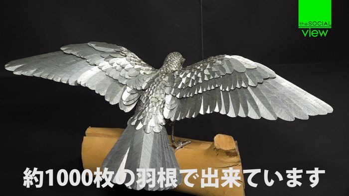 鳥の羽まで精巧…はんだ付けアートの世界