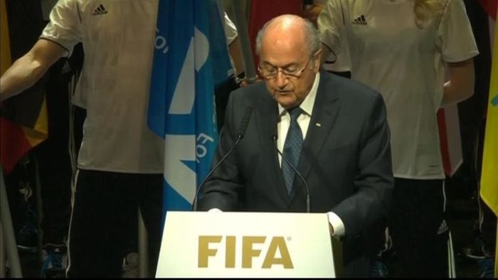FIFA会長選 ブラッター氏の5選決定