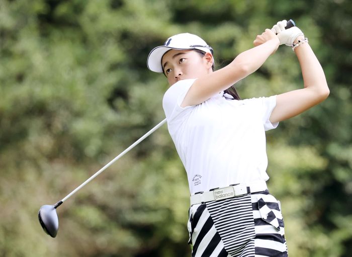 佐藤心結「自分で褒めたい」アマ18歳首位
