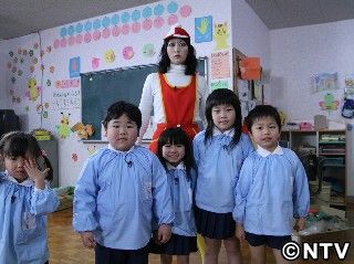鳥居みゆきが幼稚園の先生に!奇怪な行動に園児は…