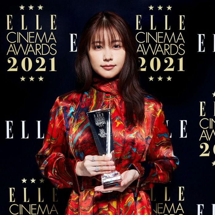 有村架純 今年“最も輝いた女優”に