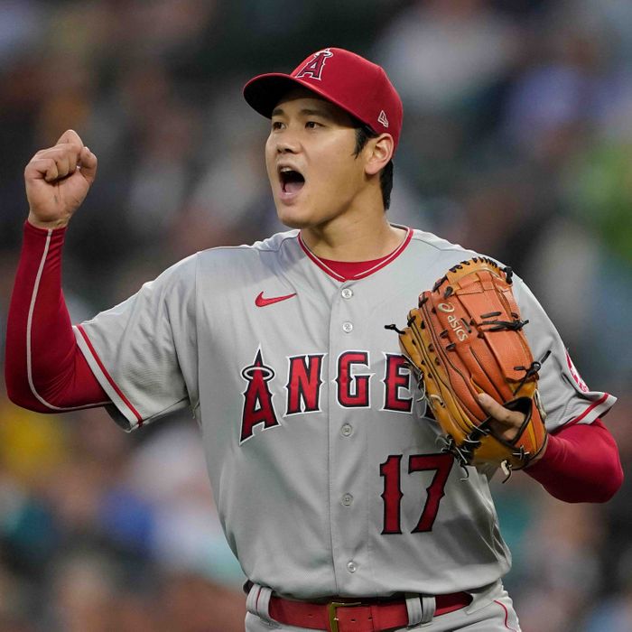 大谷翔平 伝家の宝刀「スプリット」で圧巻の3者連続三振 最高の立ち上がり