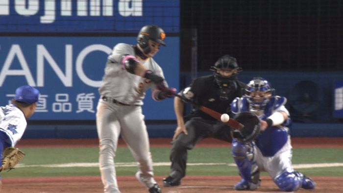 巨人・丸佳浩が第7号バックスクリーン弾 ホームラントップの岡本和真を追走
