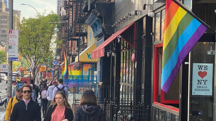 LGBTQの若者「真剣に自殺考えたことある」45%~米調査