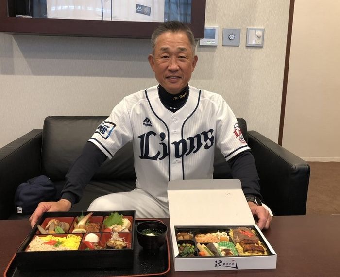 西武・辻監督プロデュース 和食グルメ販売