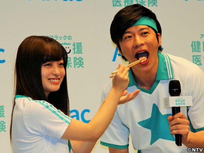 田中圭、橋本環奈の「あーん」に赤面