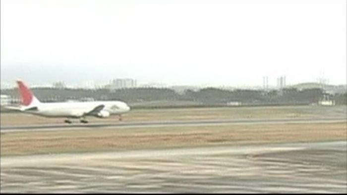 日航機、徳島空港で着陸をやり直すトラブル