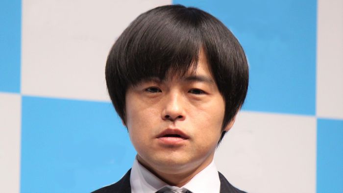 バカリズム、新型コロナ感染 喉に違和感… 念のためPCR検査受け “陽性” と診断