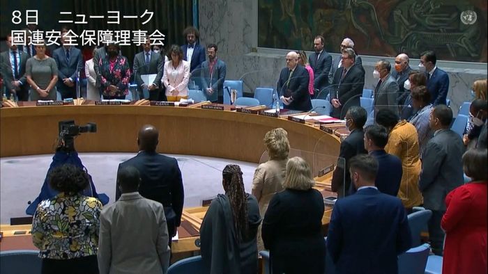 安倍元首相の死去受け、国連安保理会合で黙とう　ブラジル大使の呼びかけで理事国15か国の代表ら全員が起立し…