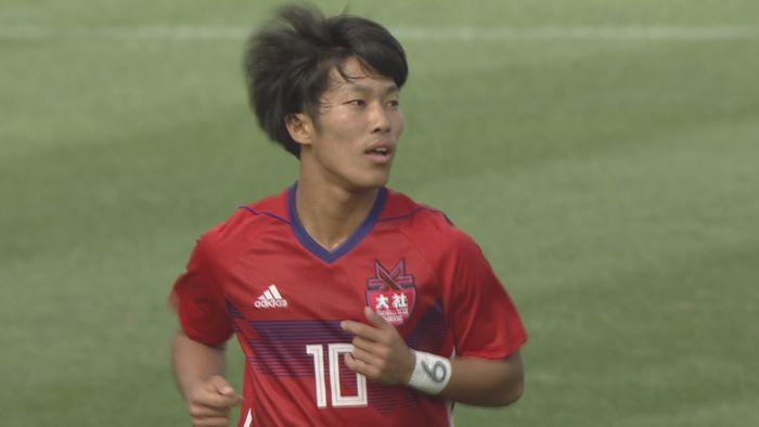 繋いで崩すパスサッカー大社 高校サッカー