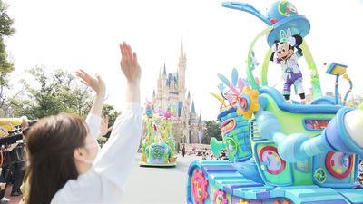 3年ぶりに うさ耳 ミッキー登場 ディズニー イースター 名物パレードをたっぷり紹介 3年ぶりに うさ耳 ミッキー登場 ディズニー イースター 名物パレードをたっぷり紹介