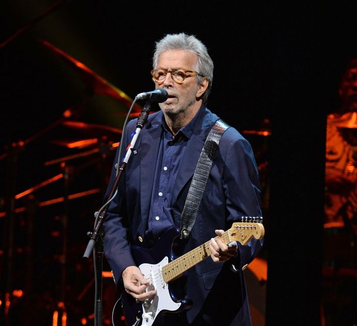 エリック・クラプトン 77歳、新型コロナウイルスに感染 ツアーを2公演を延期